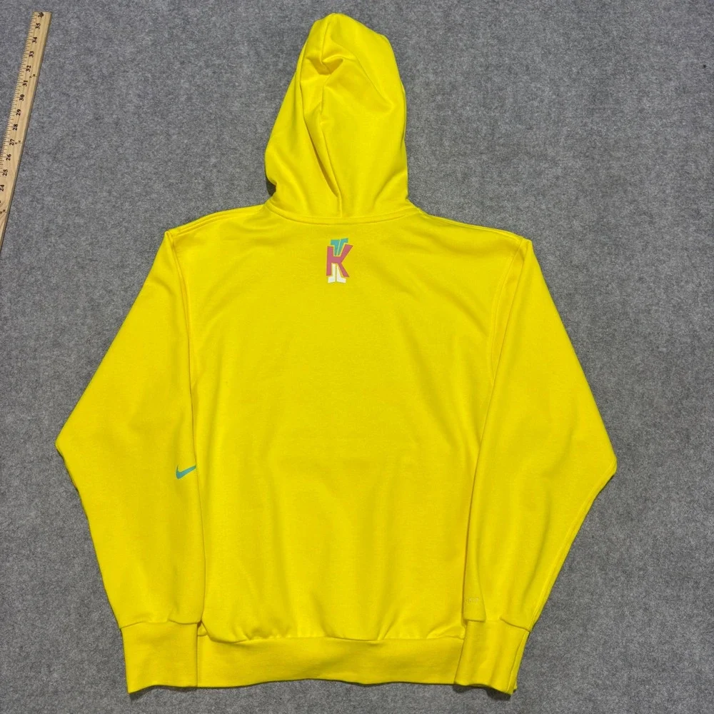Nike Kyrie Irving Standard Issue Dri-FIT Hoodie Yellow DA5989-703 Mens Medium